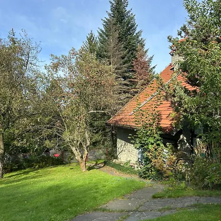 Dom Na Topolowej Holiday home *