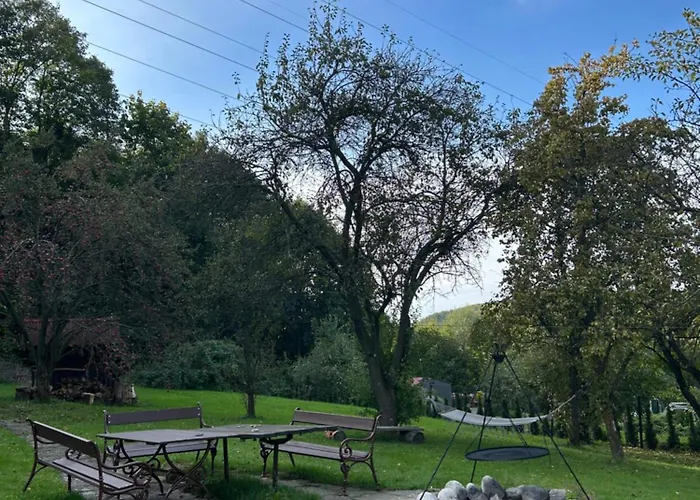 Dom Na Topolowej * أوسترون