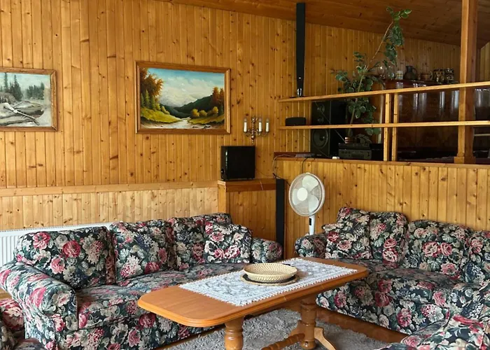 Dom Na Topolowej بيت للعطل أوسترون