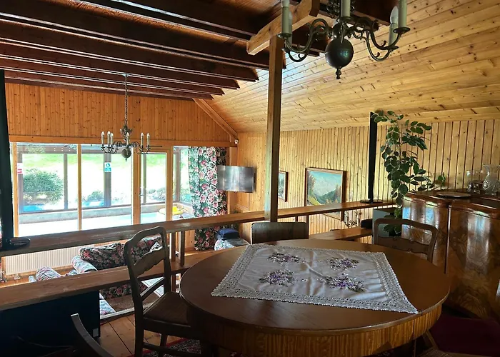 بيت للعطل Dom Na Topolowej *